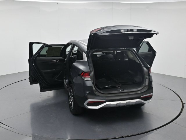 Used 2025 Kia Sportage EX AWD/4WD image 47