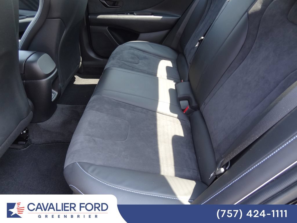 Used 2024 Hyundai Elantra N FWD image 7