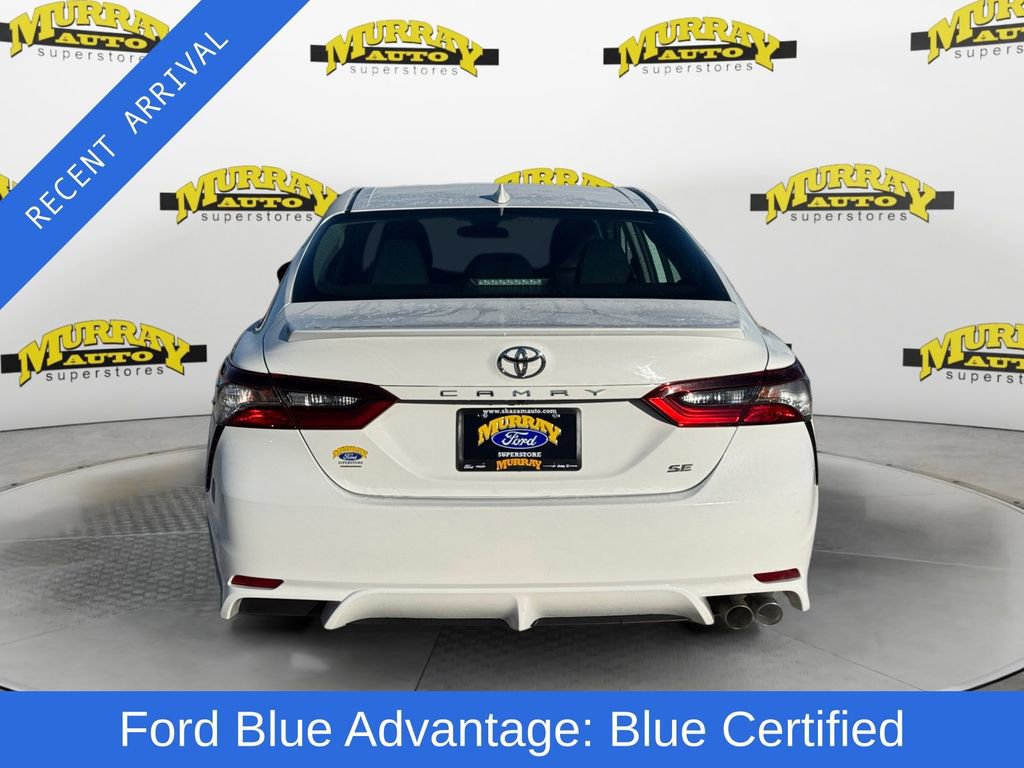 Used 2024 Toyota Camry SE image 4