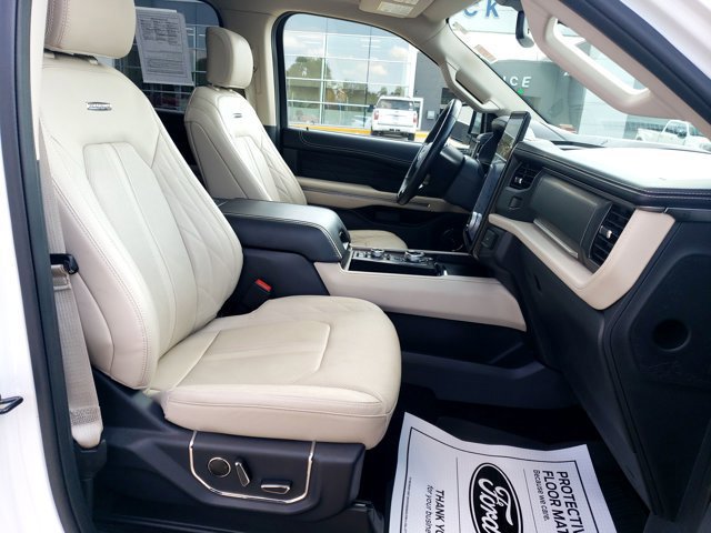 Certified 2022 Ford Expedition Max Platinum image 33