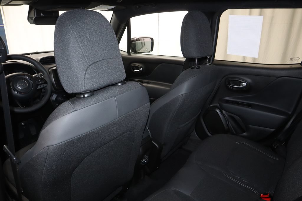 Used 2022 Jeep Renegade Altitude AWD/4WD image 21