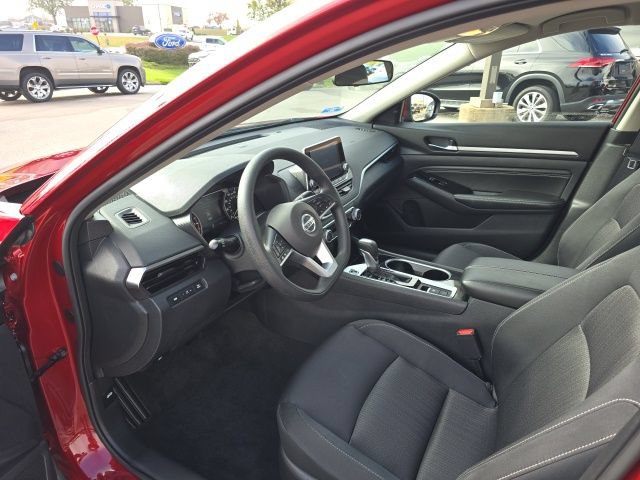 Used 2021 Nissan Altima 2.5 SV AWD/4WD image 10