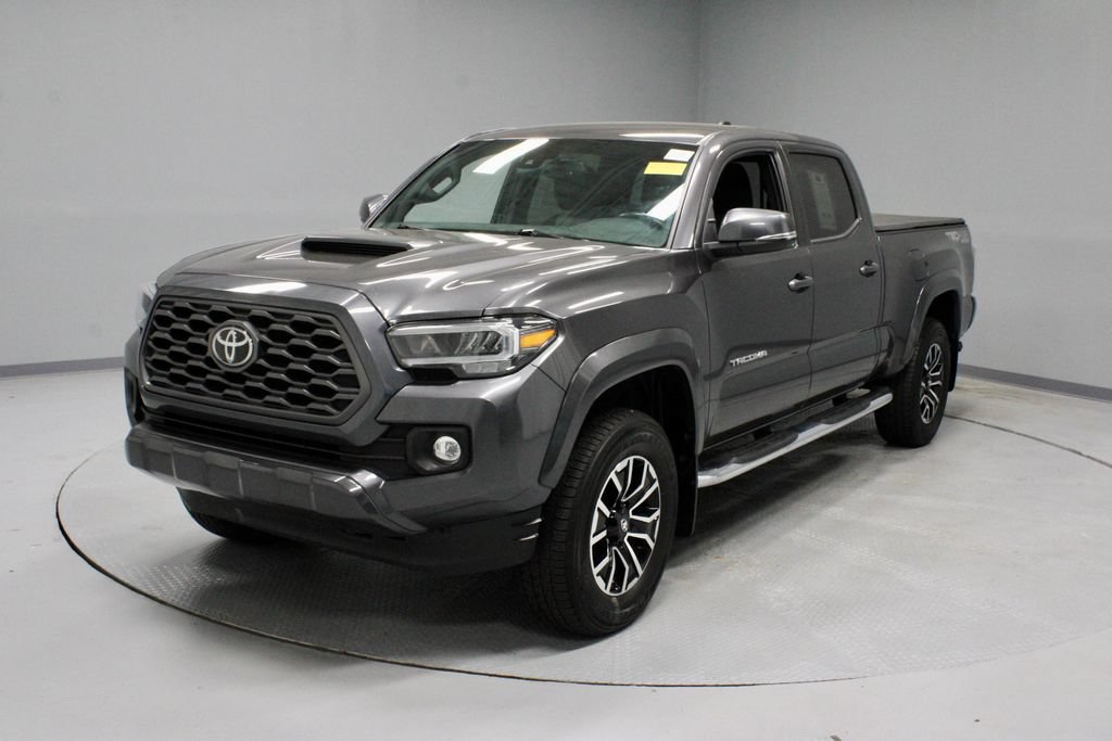 Used 2022 Toyota Tacoma TRD Sport w/ Technology Package AWD/4WD image 6