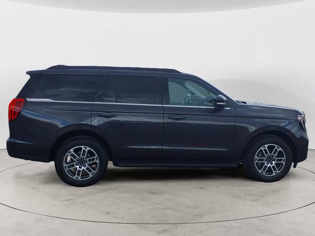 Certified 2025 Ford Expedition Active AWD/4WD image 6