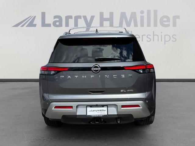 Used 2022 Nissan Pathfinder SL w/ SL Premium Package image 4