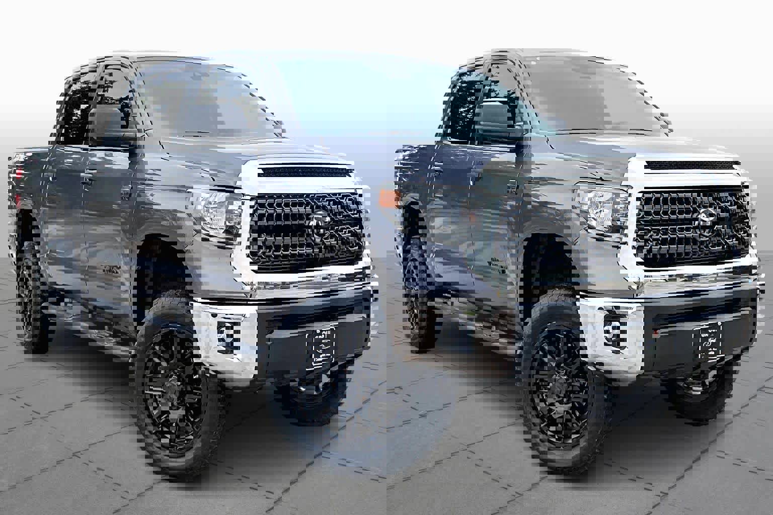 Used 2021 Toyota Tundra SR5 image 2