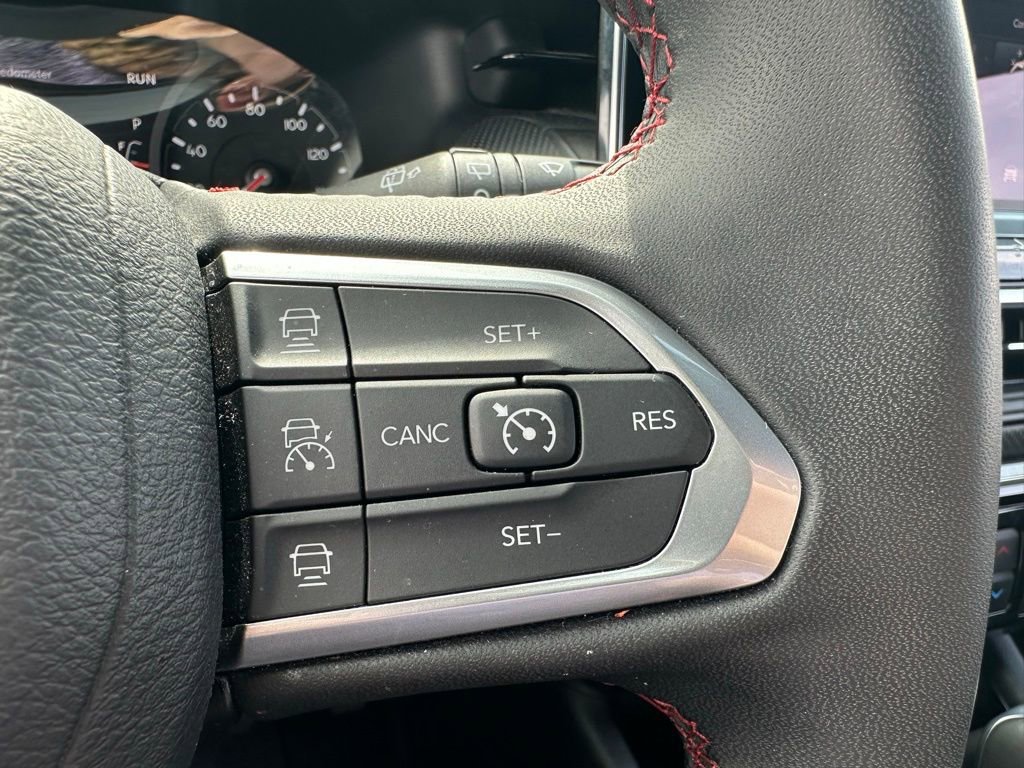 Used 2024 Jeep Compass Trailhawk image 23