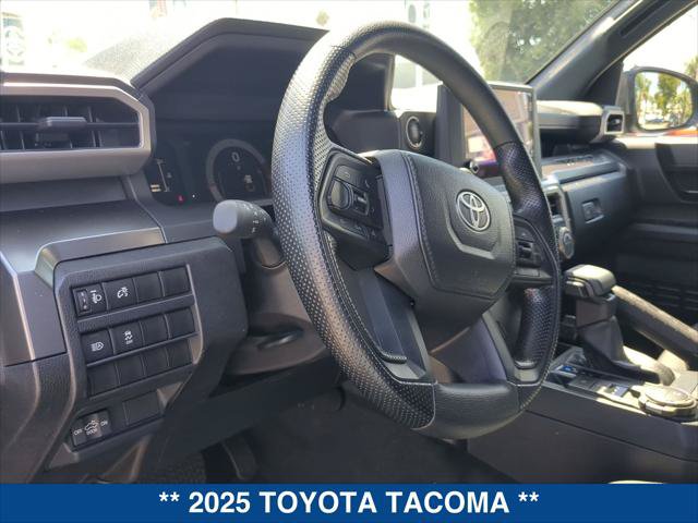 Used 2025 Toyota Tacoma SR5 AWD/4WD image 12