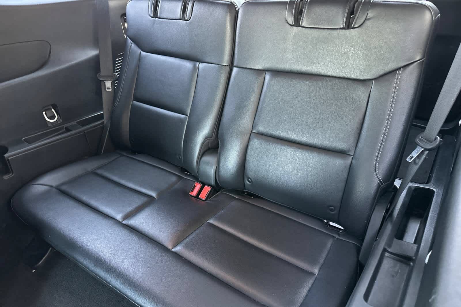 Certified 2023 Ford Explorer Limited w/ Limited Technology Package RWD image 16