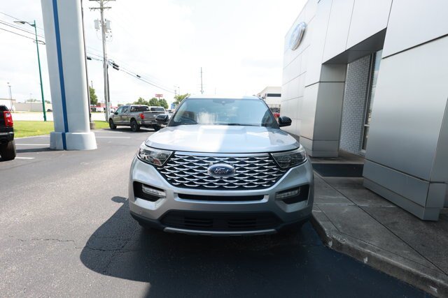 Certified 2021 Ford Explorer Platinum w/ Equipment Group 601A AWD/4WD image 7