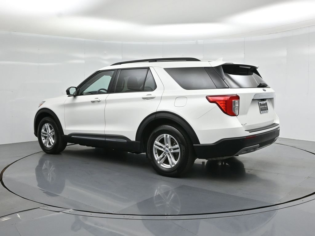 Certified 2023 Ford Explorer XLT w/ Equipment Group 202A RWD image 7