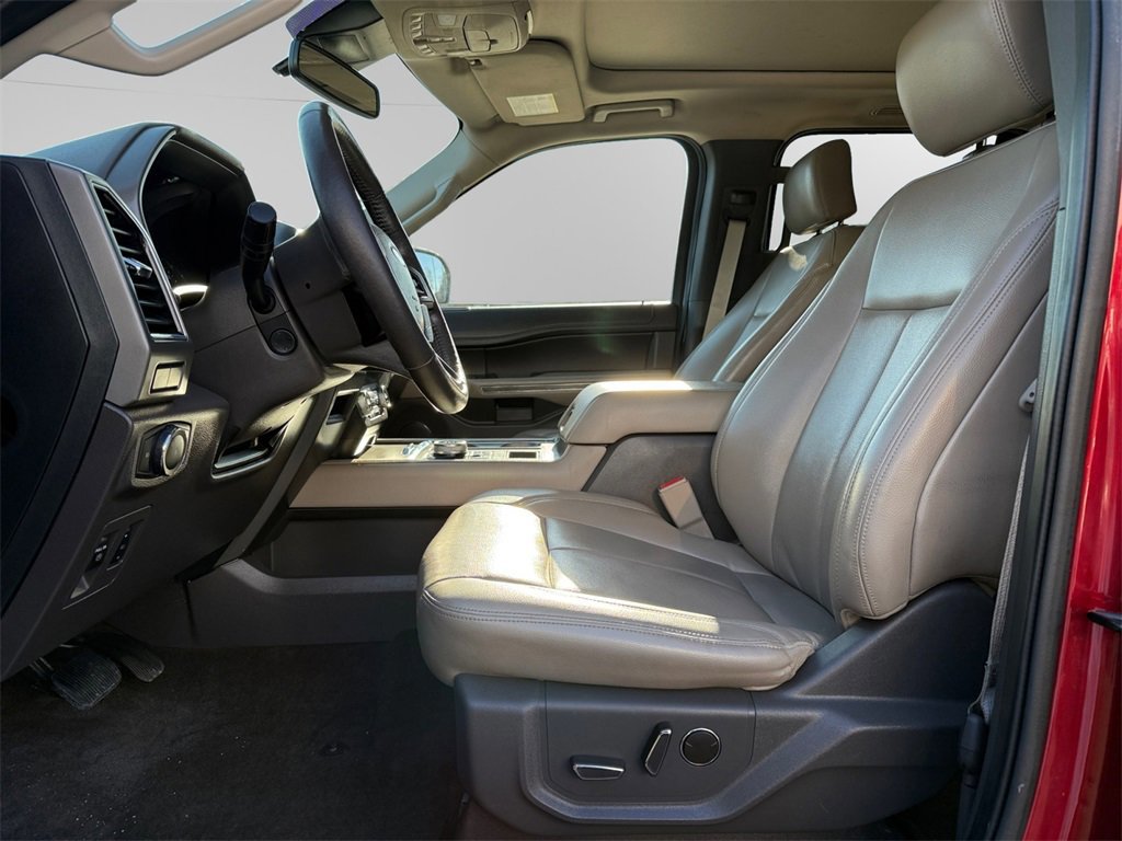 Certified 2019 Ford Expedition XLT w/ Equipment Group 202A image 13