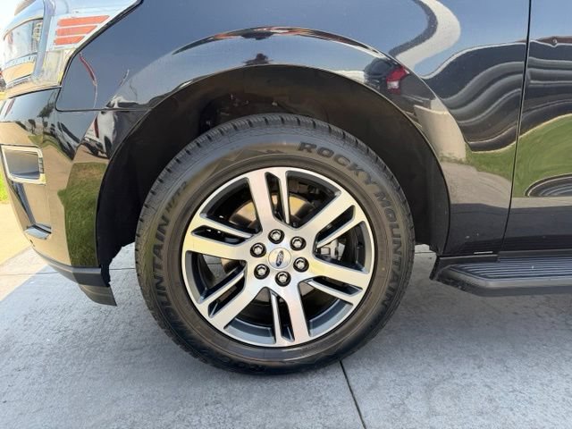 Certified 2024 Ford Expedition Max Limited AWD/4WD image 4