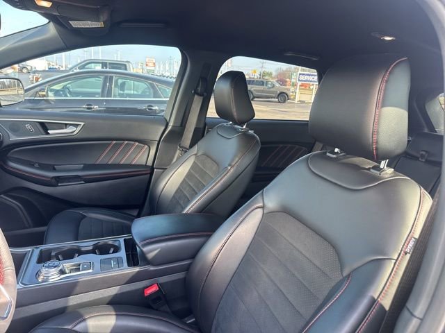 Certified 2024 Ford Edge ST-Line image 16