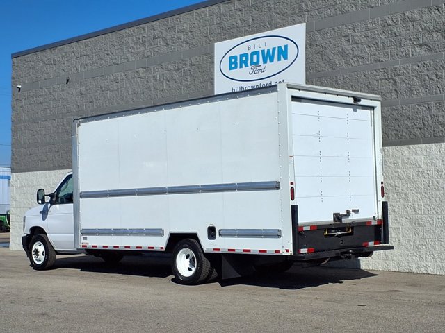 Certified 2022 Ford E-350 and Econoline 350 Super Duty RWD image 2