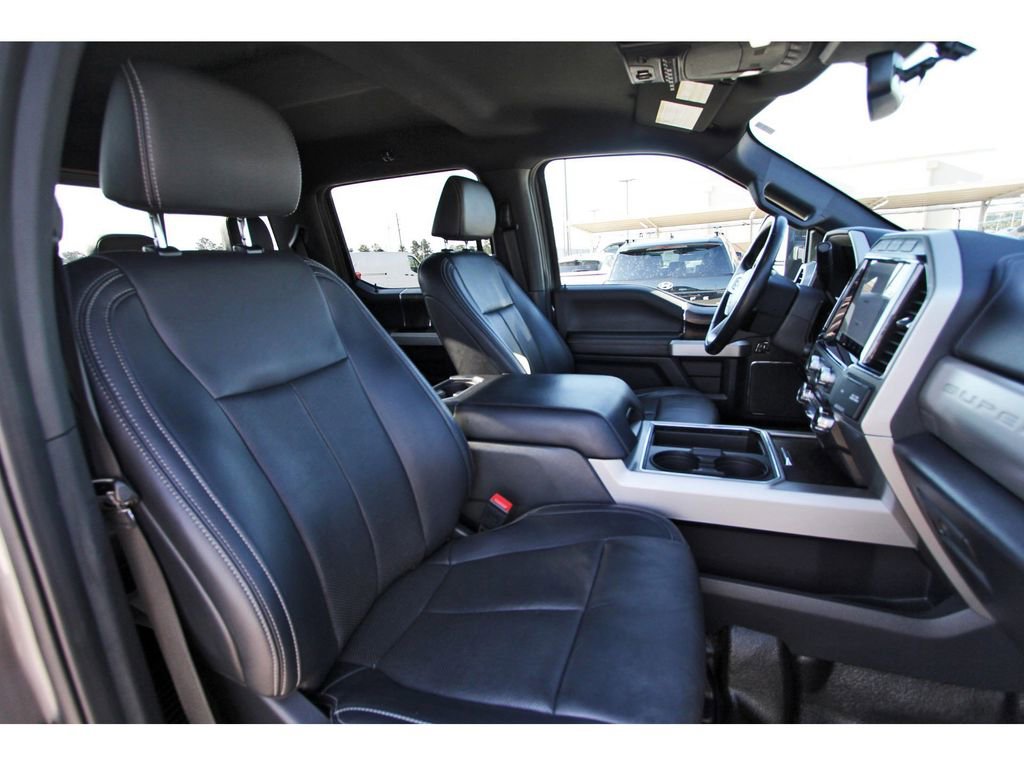 Certified 2022 Ford F350 Lariat w/ Black Appearance Package AWD/4WD image 29