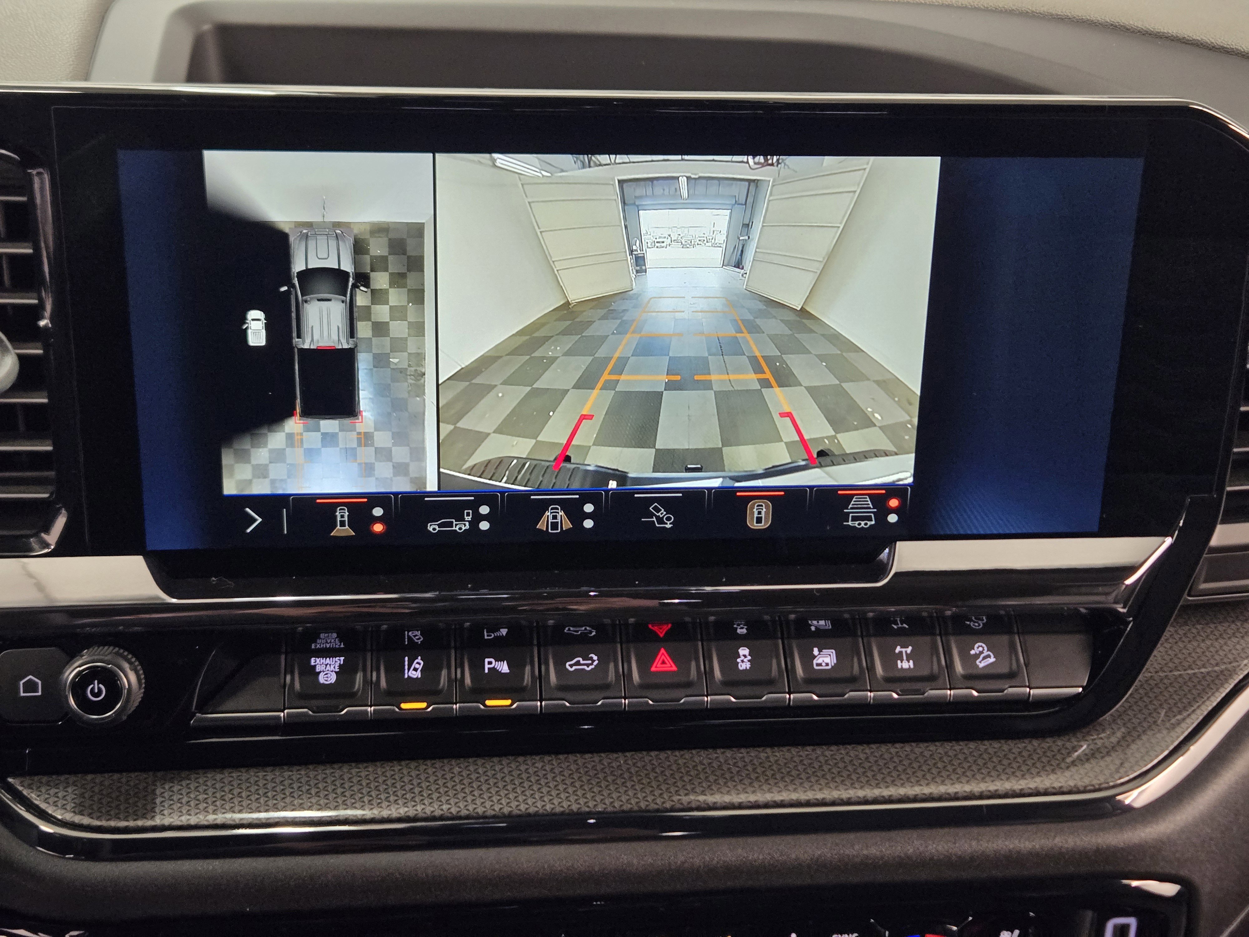 Used 2025 Chevrolet Silverado 2500 ZR2 w/ ZR2 Bison Edition image 16