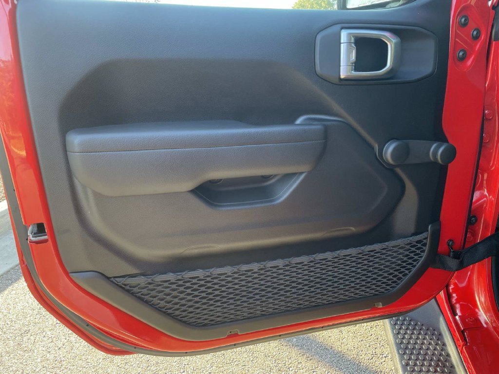 Used 2023 Jeep Wrangler Sport AWD/4WD image 14