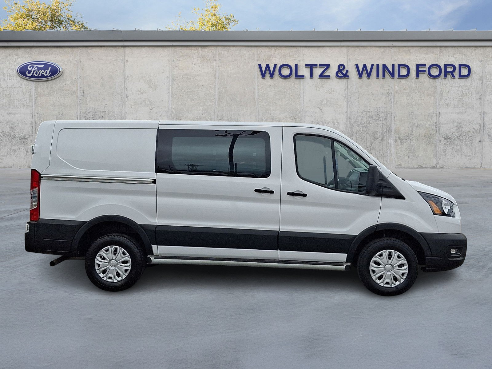 Certified 2025 Ford Transit 250 Low Roof w/ Exterior Upgrade Package RWD image 7