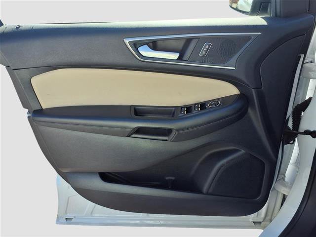 Certified 2024 Ford Edge SEL AWD/4WD image 16