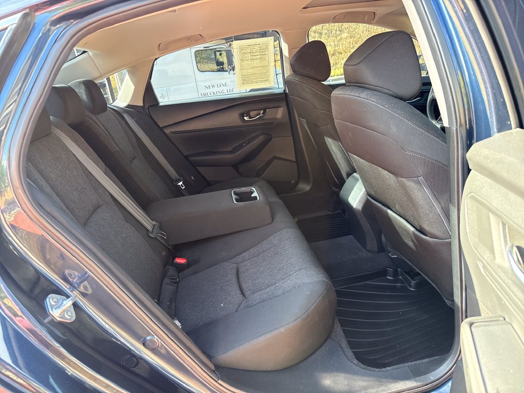 Used 2023 Honda Accord EX image 24