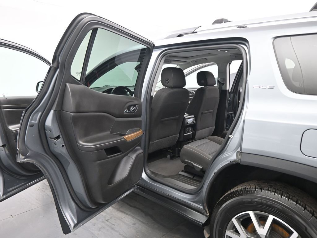 Used 2021 GMC Acadia SLE w/ Driver Convenience Package image 20