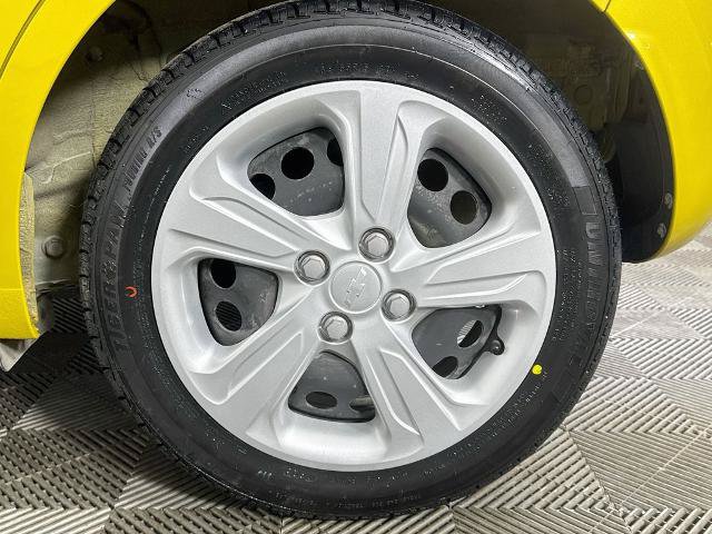 Used 2022 Chevrolet Spark LS FWD image 28