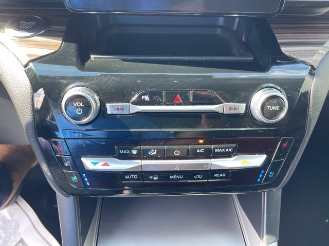 Certified 2023 Ford Explorer Limited w/ Equipment Group 301A RWD image 31