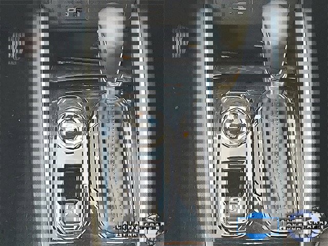 Used 2023 Chevrolet Colorado LT image 18