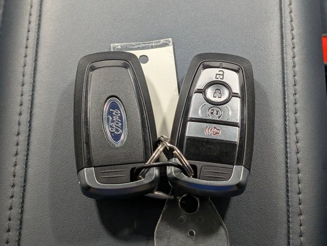 Certified 2026 Ford Maverick XLT w/ XLT Luxury Package FWD image 22