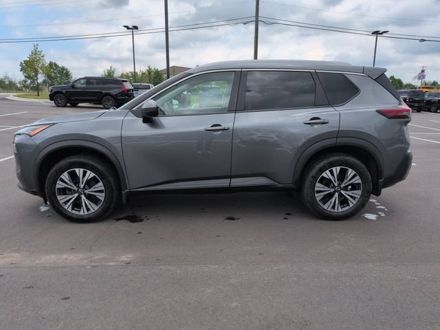 Used 2022 Nissan Rogue SV w/ SV Premium Package AWD/4WD image 4