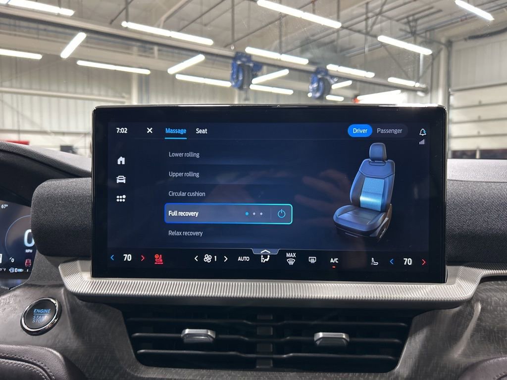 Certified 2025 Ford Explorer Platinum w/ Ultimate Package image 28