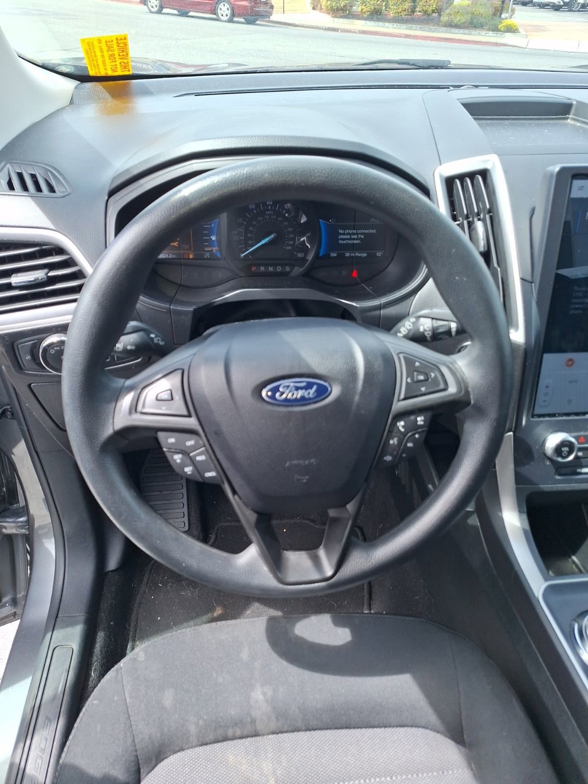 Certified 2022 Ford Edge SE w/ Black Appearance Package AWD/4WD image 11