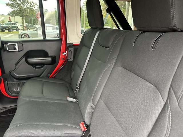 Used 2021 Jeep Wrangler Unlimited Sport AWD/4WD image 22