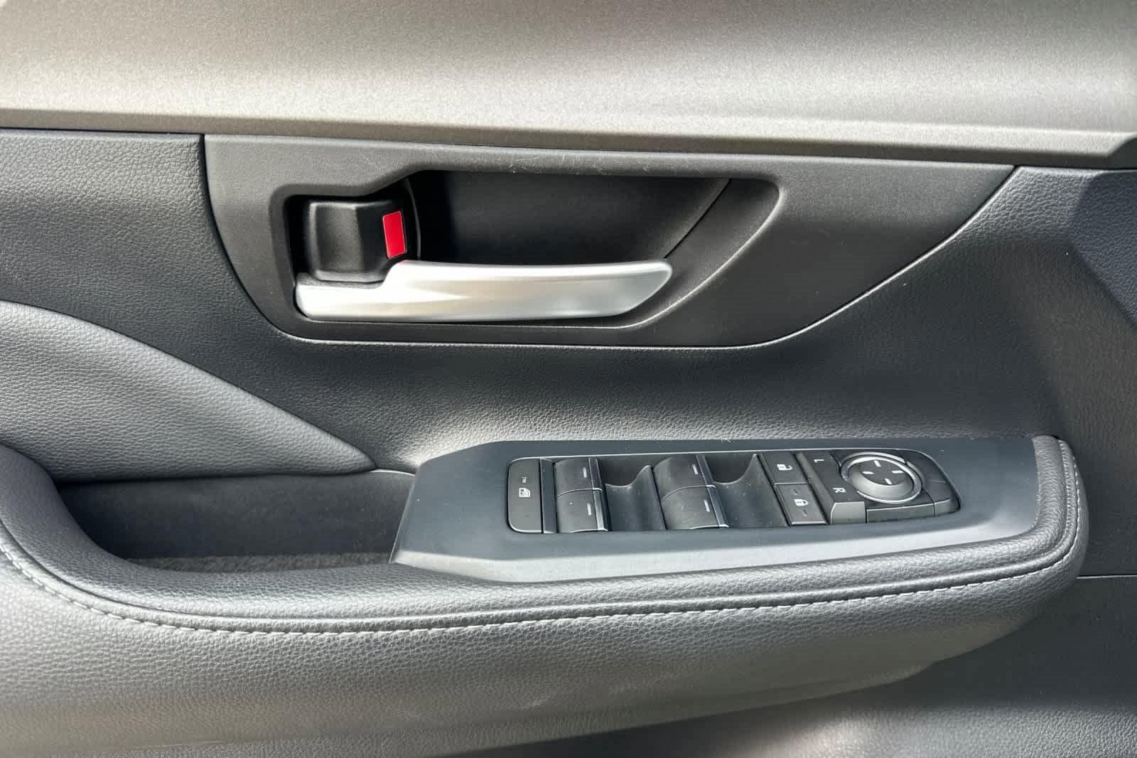 Used 2024 Toyota Grand Highlander XLE image 13