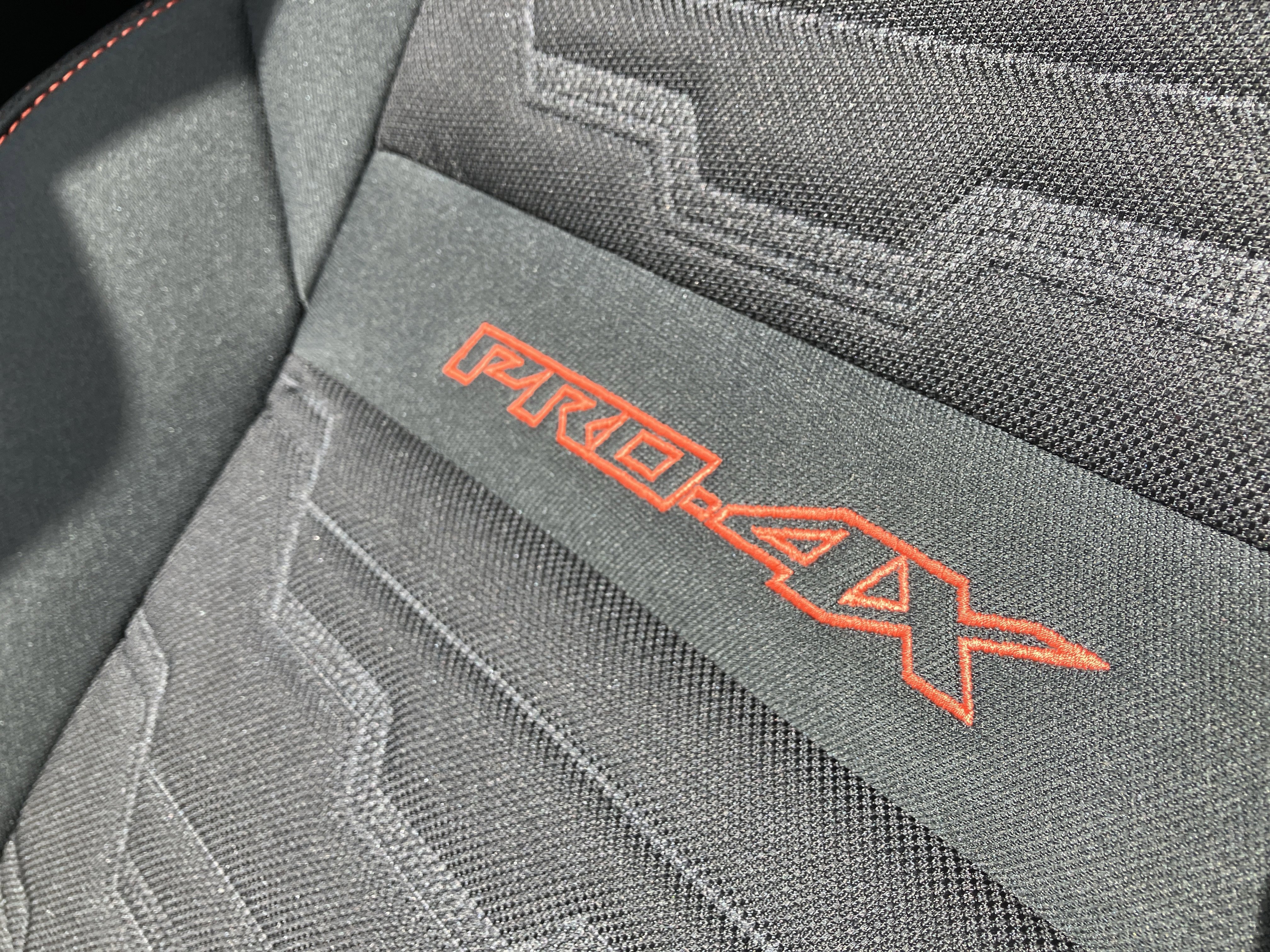 Used 2024 Nissan Frontier PRO-4X w/ Technology Package image 30