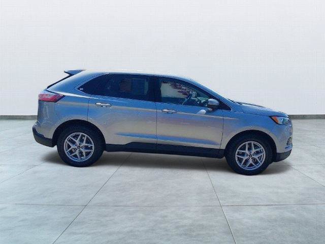 Certified 2024 Ford Edge SEL AWD/4WD image 8