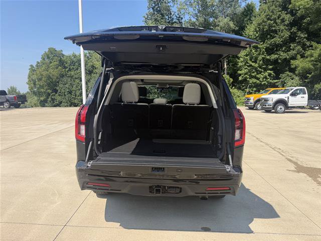 Certified 2025 Ford Expedition Active AWD/4WD image 29