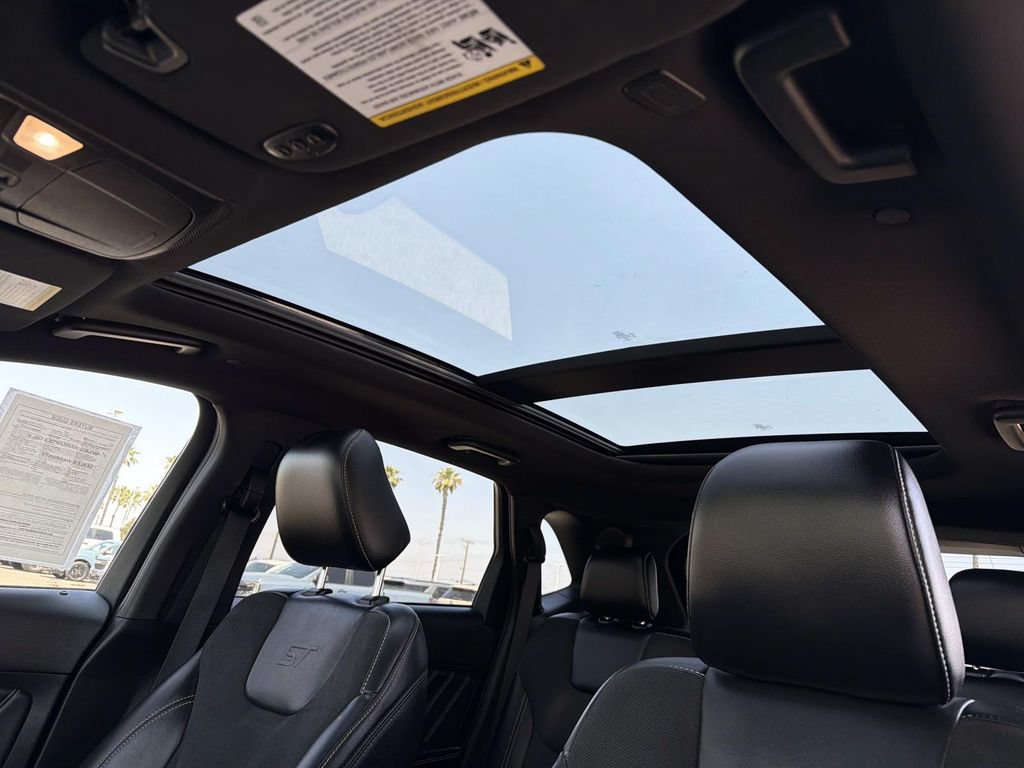 Certified 2020 Ford Edge ST AWD/4WD image 24