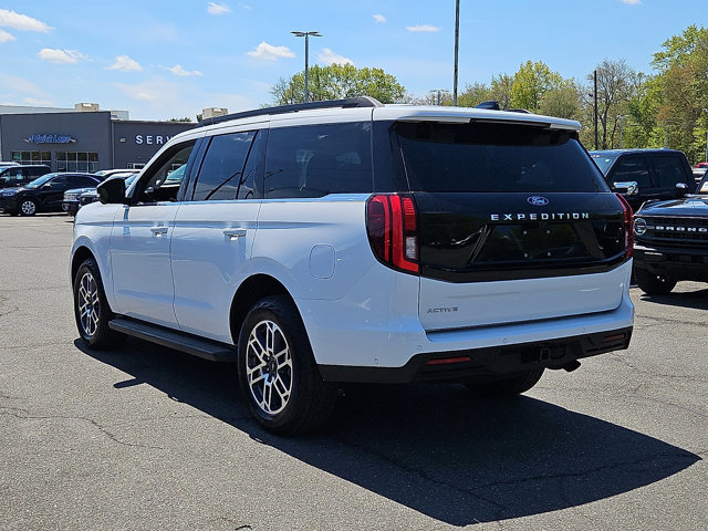 Certified 2025 Ford Expedition Active AWD/4WD image 7