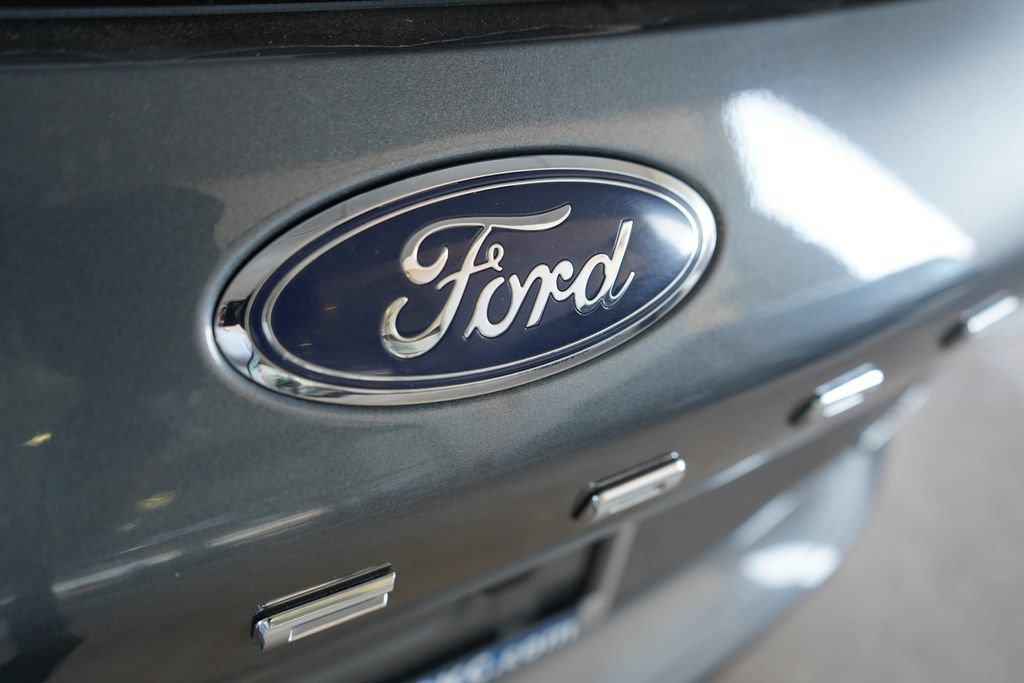 Certified 2024 Ford Escape ST-Line AWD/4WD image 6