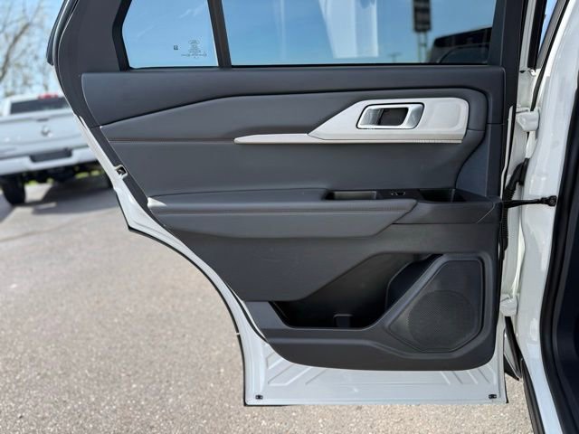 Certified 2025 Ford Explorer Active w/ Active Comfort Package AWD/4WD image 16