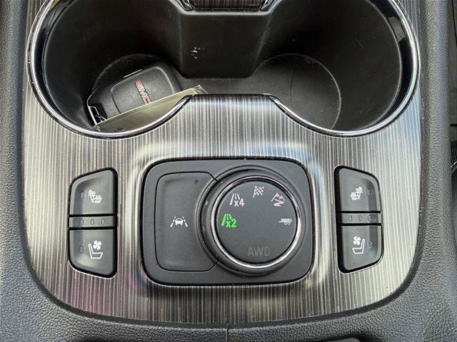Used 2023 GMC Acadia SLT w/ Elevation Edition AWD/4WD image 23