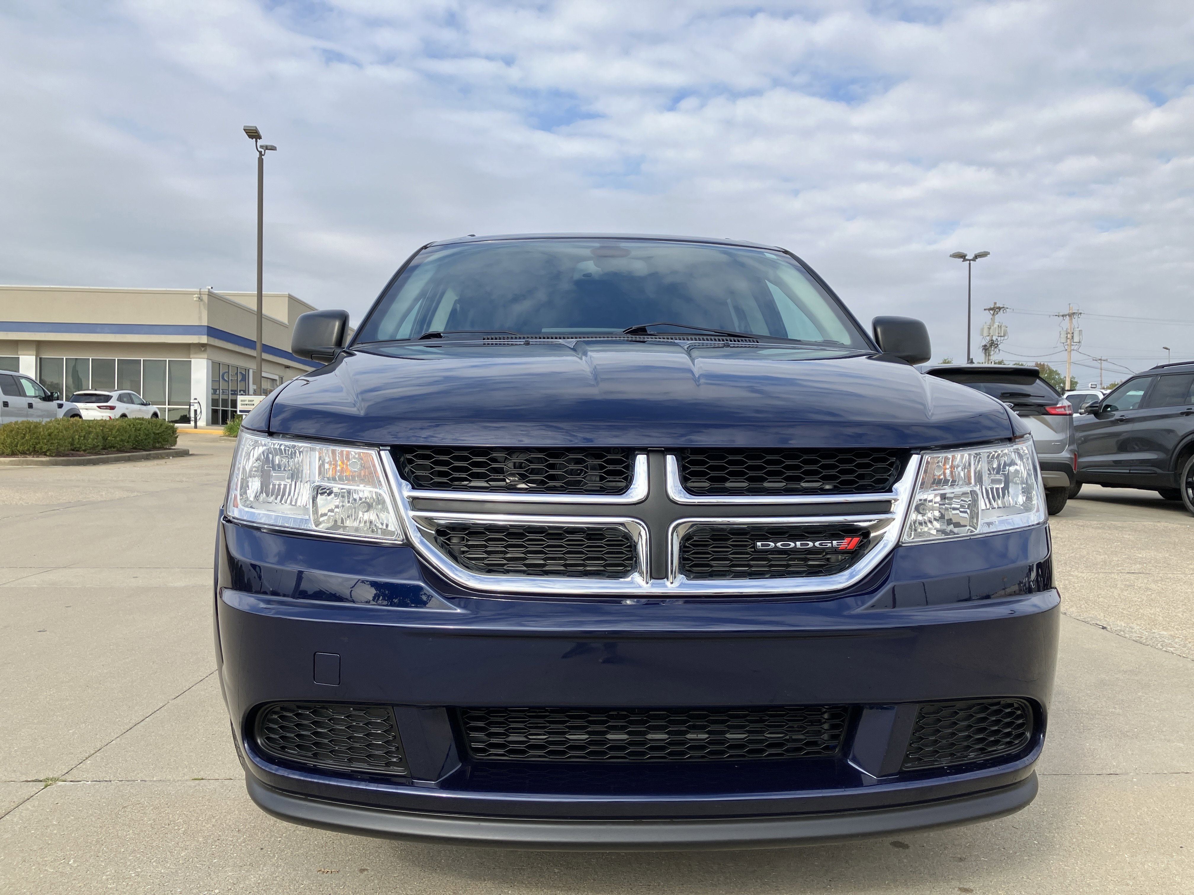 Used 2020 Dodge Journey SE image 8