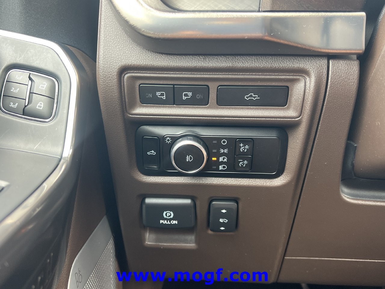 Certified 2023 Ford F150 King Ranch w/ Equipment Group 601A High AWD/4WD image 17