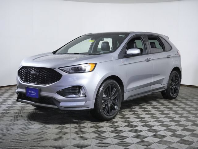 Certified 2022 Ford Edge ST-Line w/ Class II Trailer Tow Package AWD/4WD image 2
