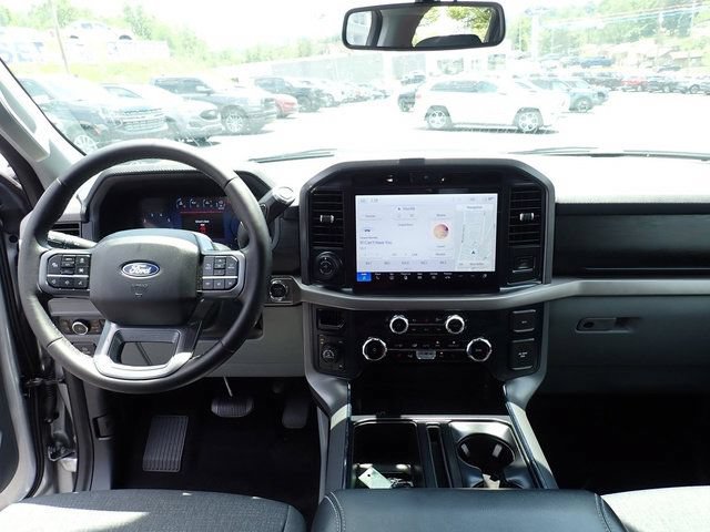Certified 2025 Ford F150 XLT w/ Equipment Group 302A MID AWD/4WD image 21