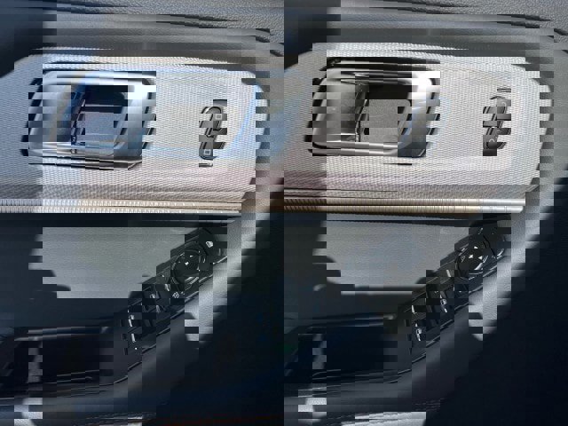 Certified 2025 Ford Explorer Active image 11