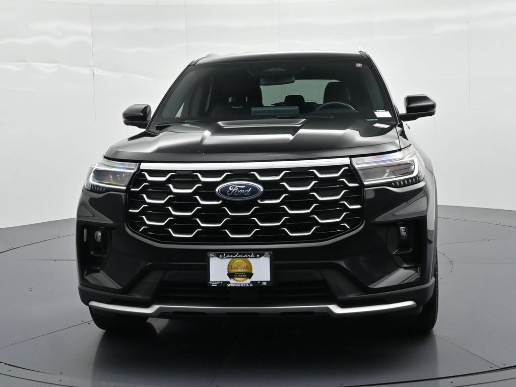 Certified 2026 Ford Explorer Platinum AWD/4WD image 3