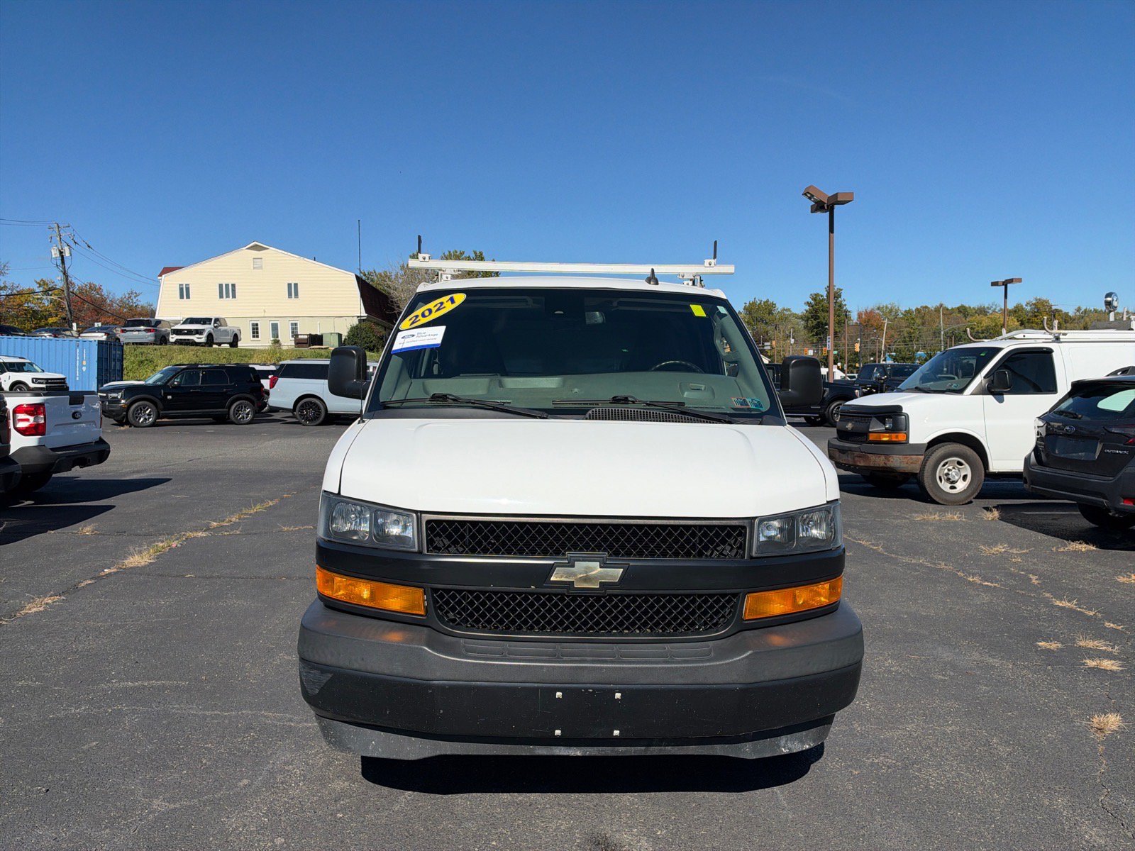 Used 2021 Chevrolet Express 2500 w/ Driver Convenience Package RWD image 18